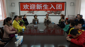 甘肃省杂技团举行新生开班仪式