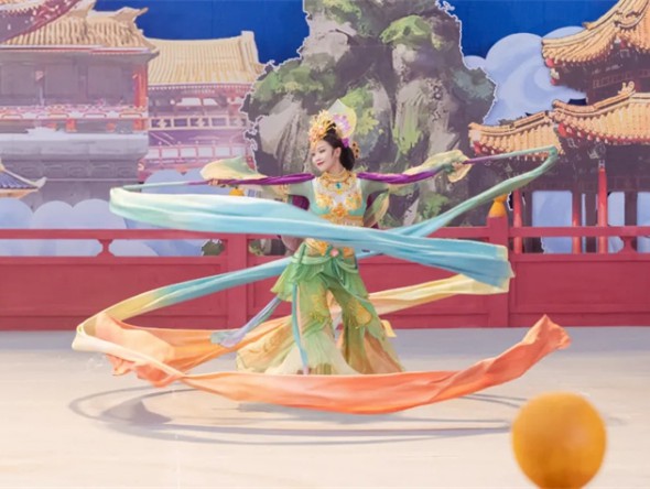 中国经典舞剧《丝路花雨》在《舞千年》华彩绽放