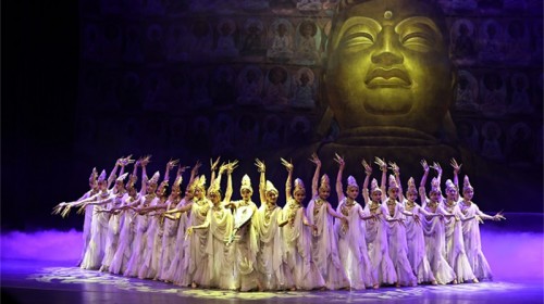 中国经典舞剧《丝路花雨》兰州驻场常态化演出正式开启