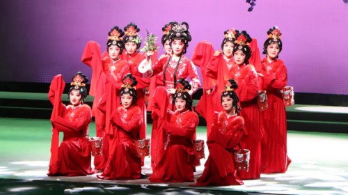 京剧《凉州辞》暖心慰问金川公司一线职工传递文化力量